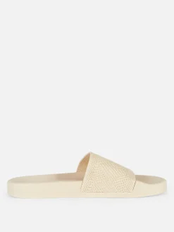 Badslippers Met Gehaakte Bandjes
