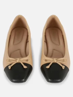 Ballerina's Met Contrasterend Neusstuk
