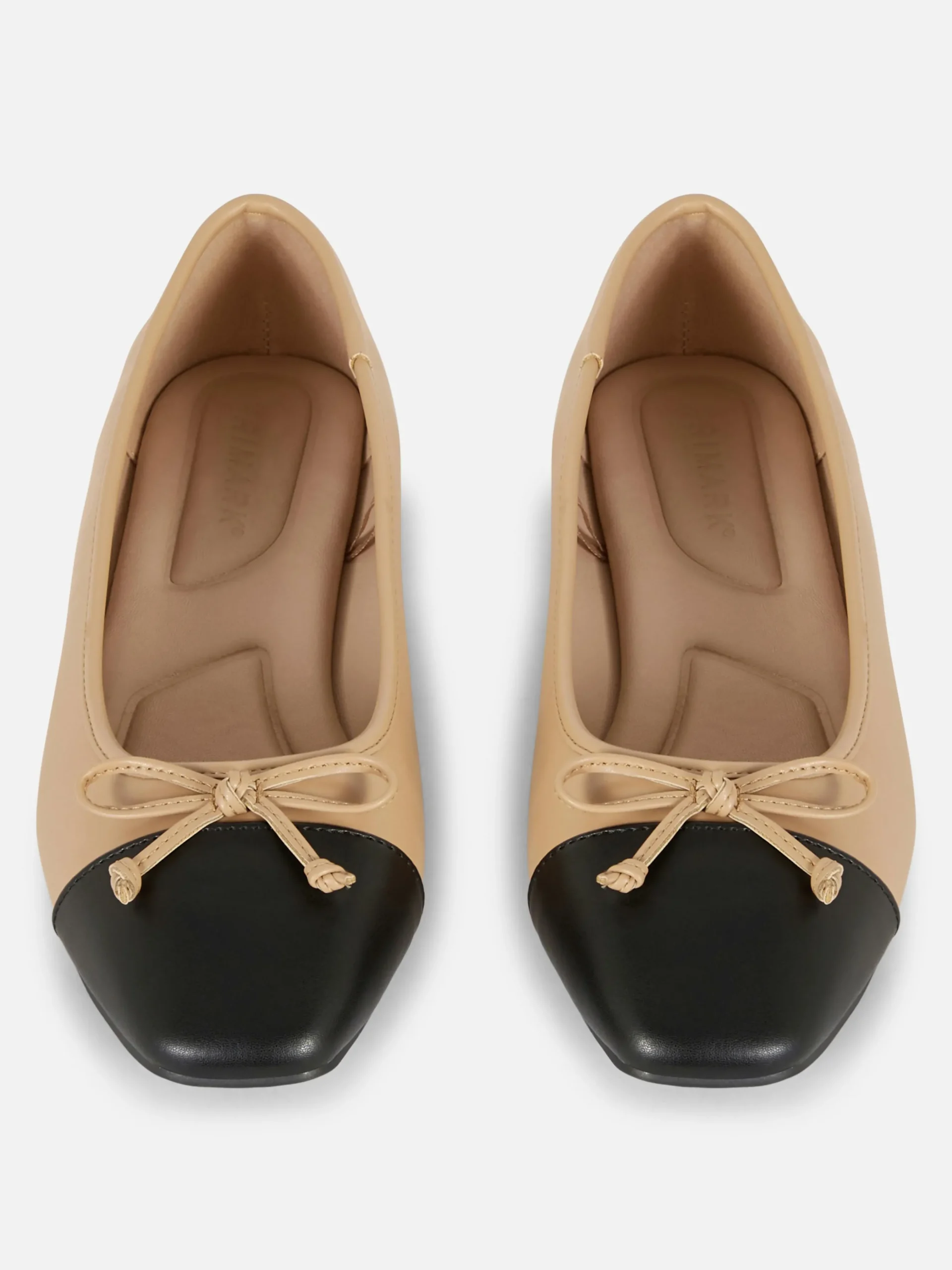 Ballerina's Met Contrasterend Neusstuk