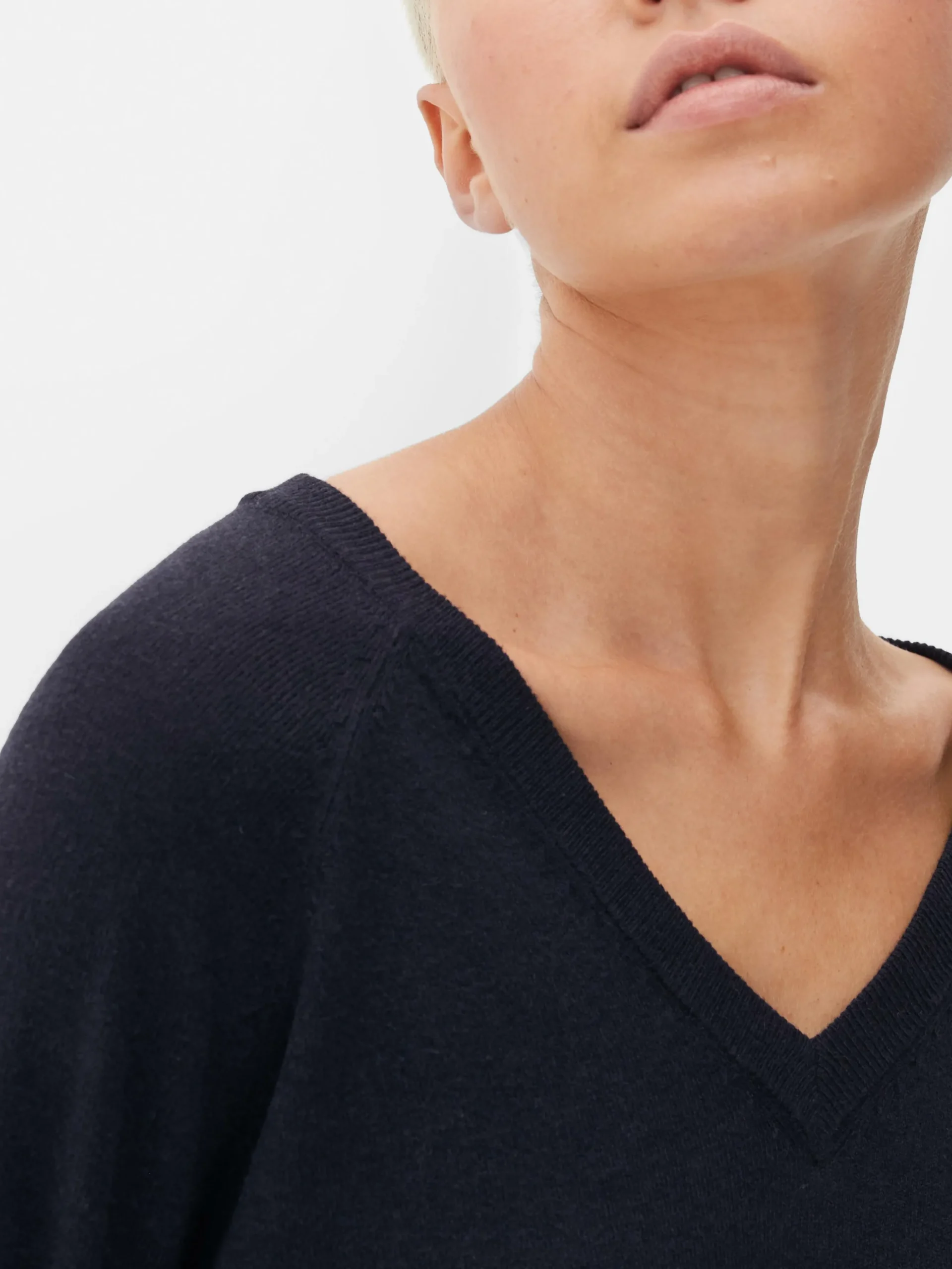Basic Trui Met V-hals