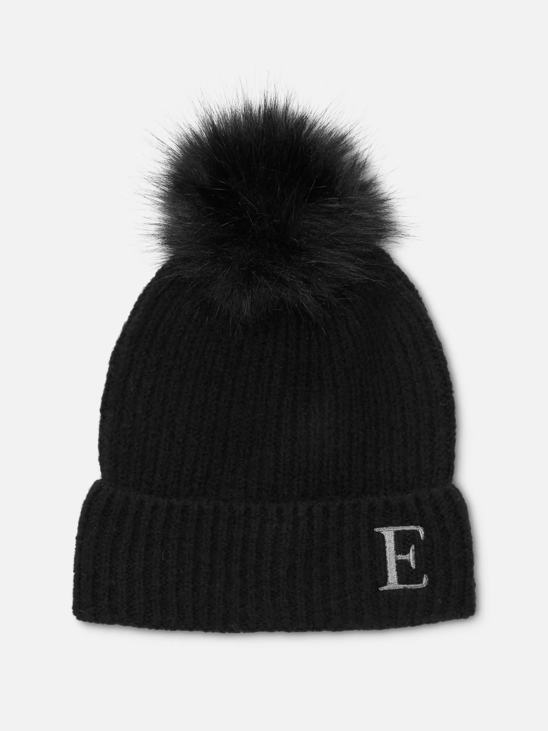 Beanie Met Pompon En Geborduurde Initiaal