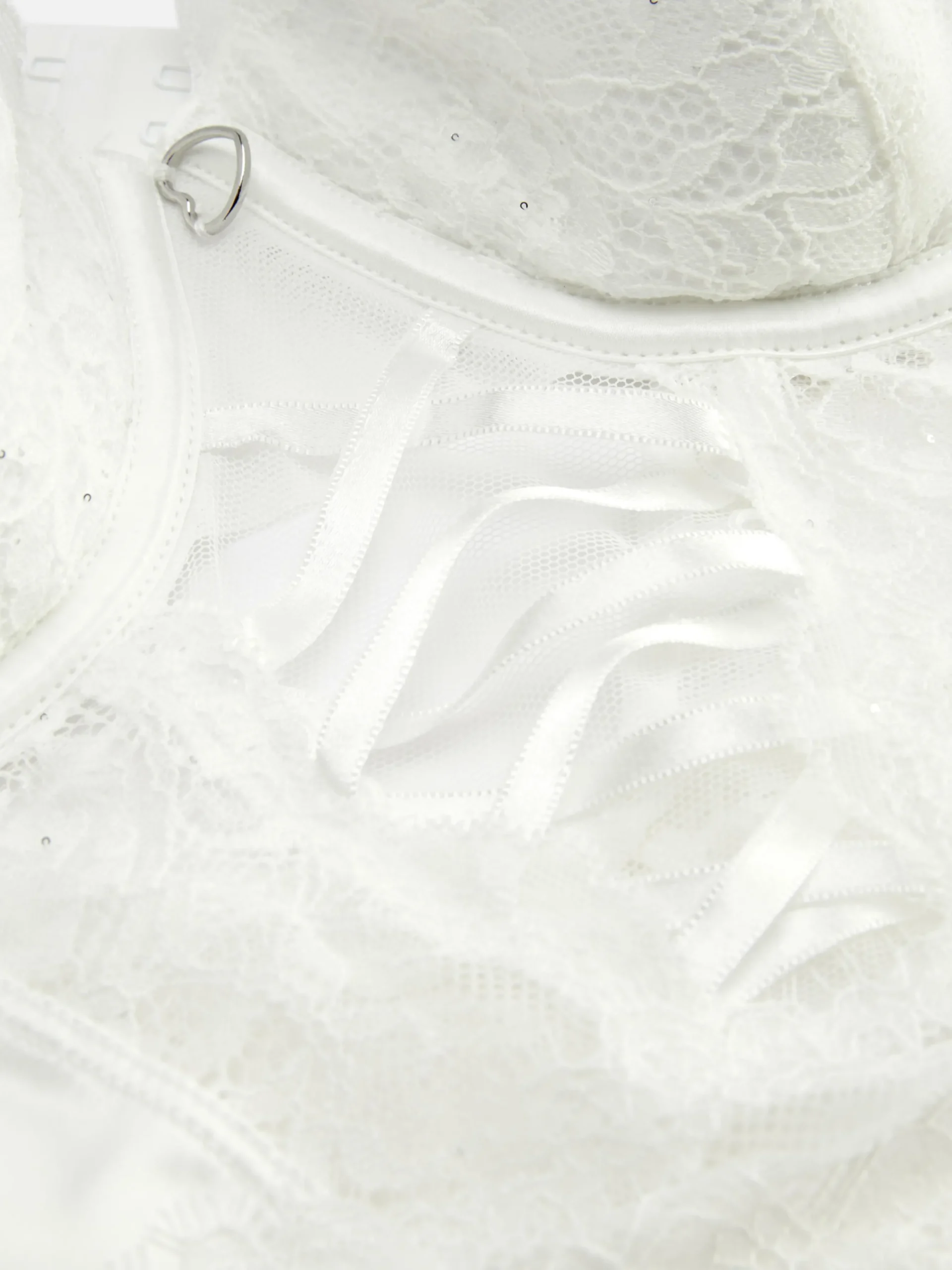 Bruidsbody Met Kanten Cups Met Vulling