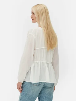 Gedrapeerde Voile Blouse Met Smokwerk