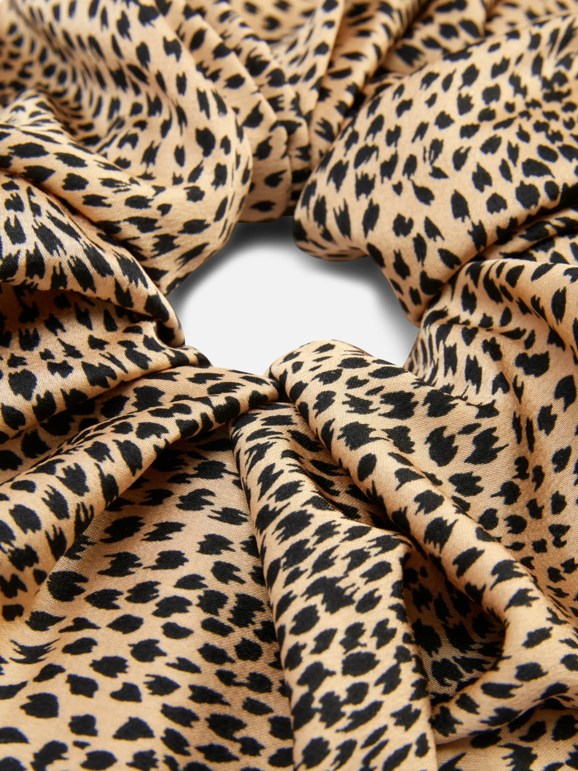 Grote Satijnen Scrunchie