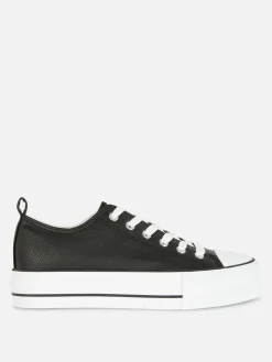 Imitatieleren Lage Sneakers Met Plateauzool