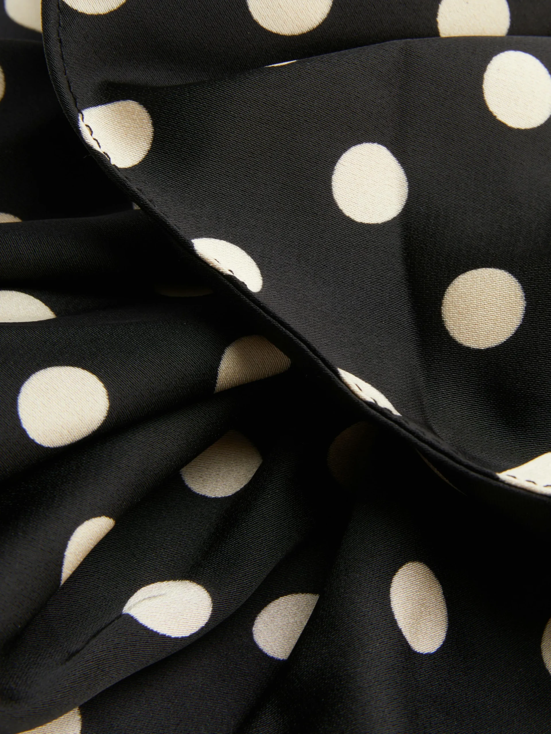 Jumbo Scrunchie Met Stippen