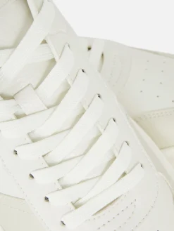 Kem Lage Sneakers Met Veters