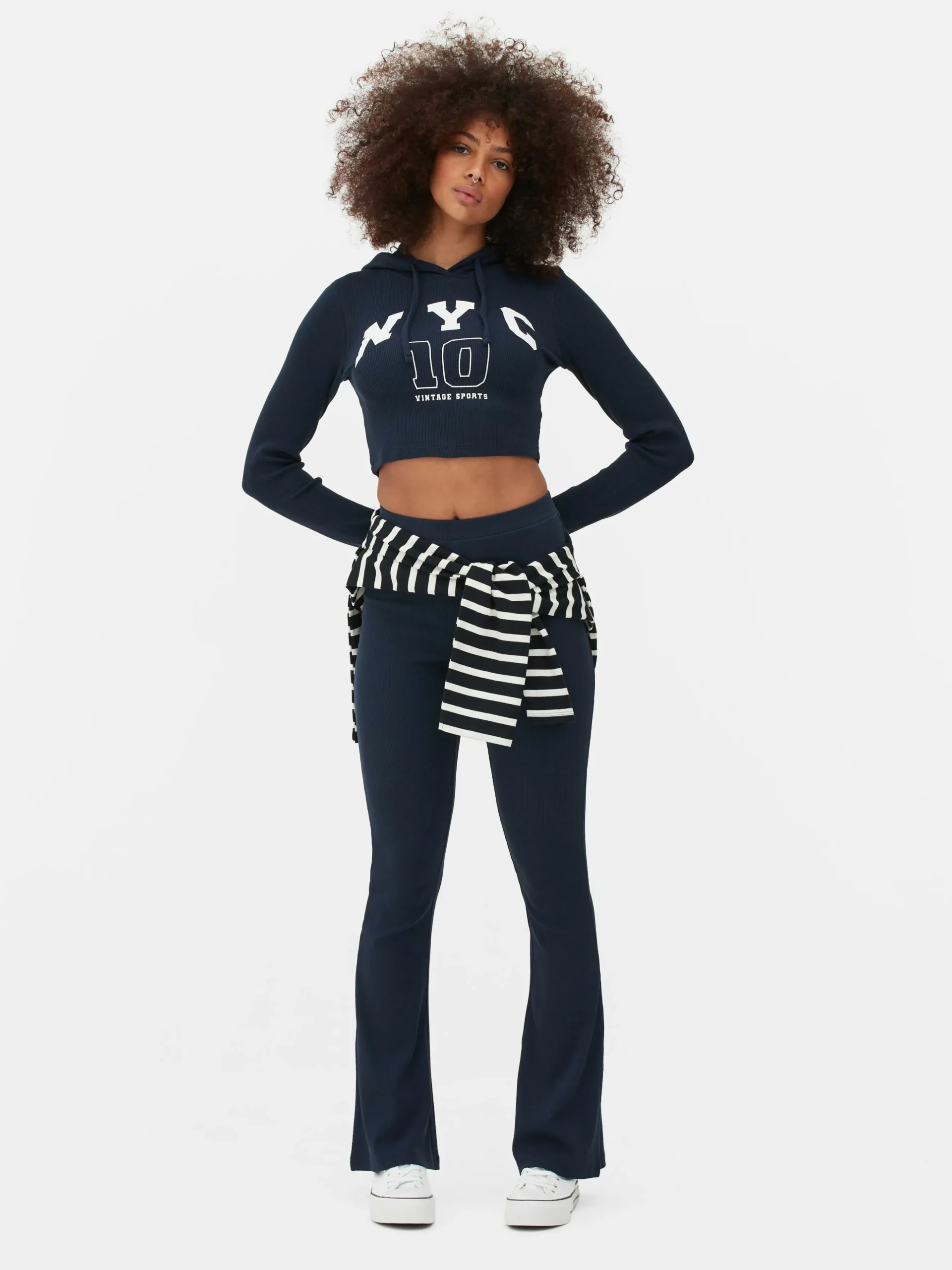 Korte Top Met Capuchon En Print
