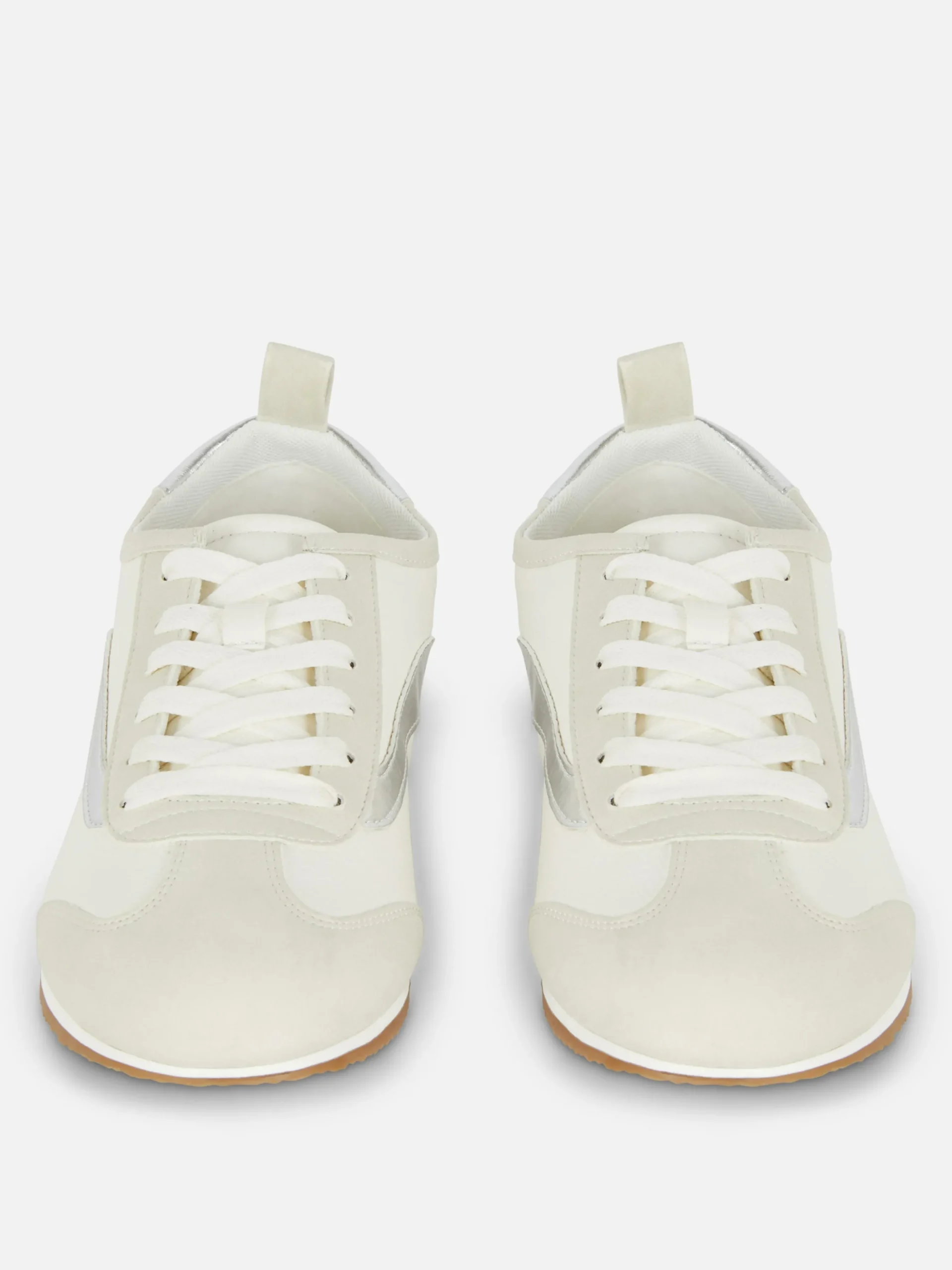 Lage Sneakergympen Met Veters