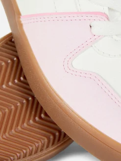 Lage Sneakers Met Gomzool
