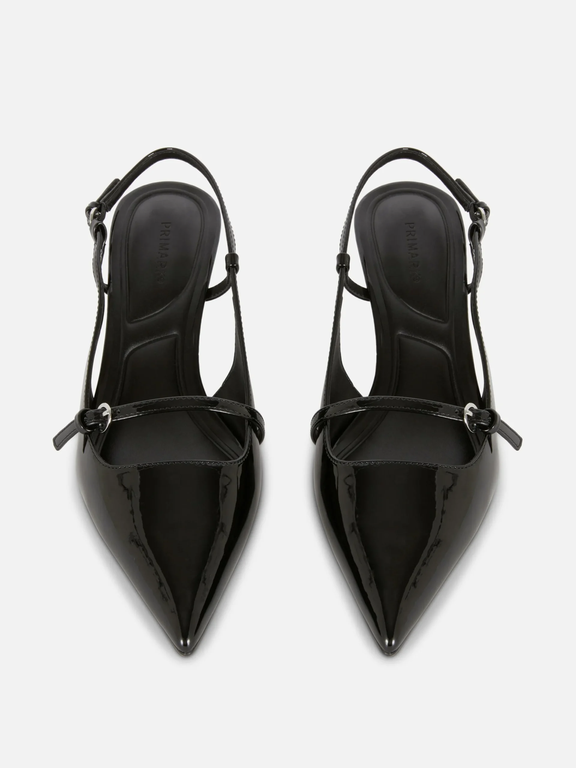 Lakleren Pumps Met Lage Hak En Gespriempje