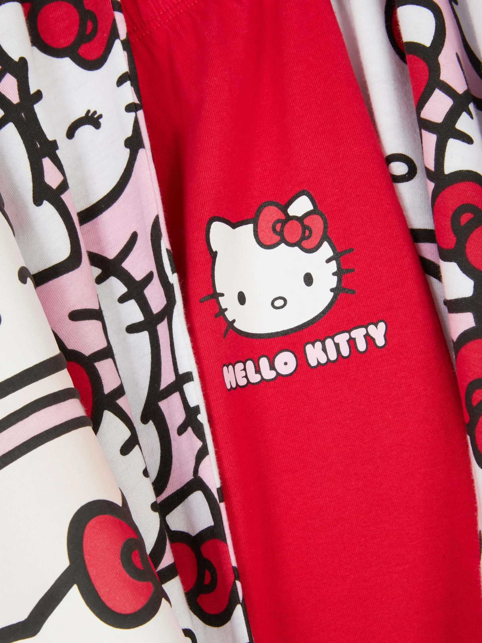 Lange Pyjama Hello Kitty, Set Van 2
