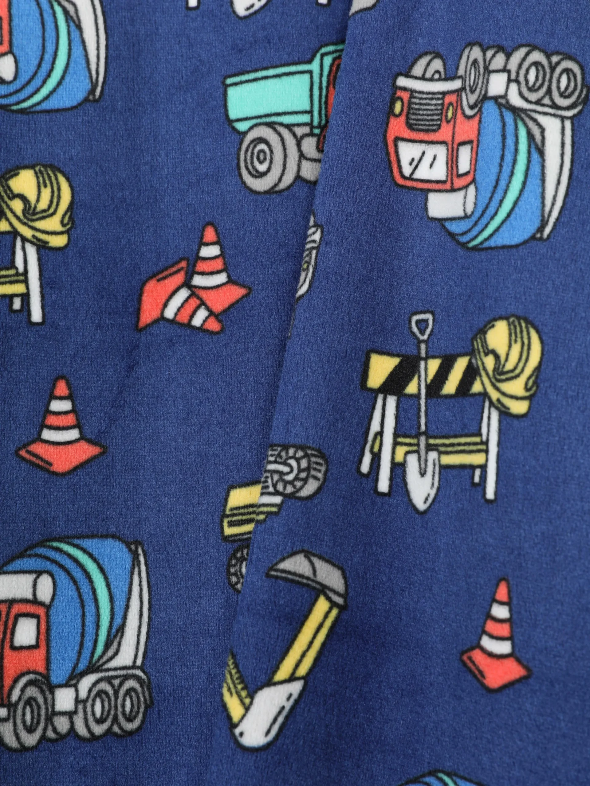 Lange Velours Pyjama Met Bouwvoertuig