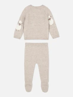 Matchende Set Van Legging En Gebreide Trui Met Schapen