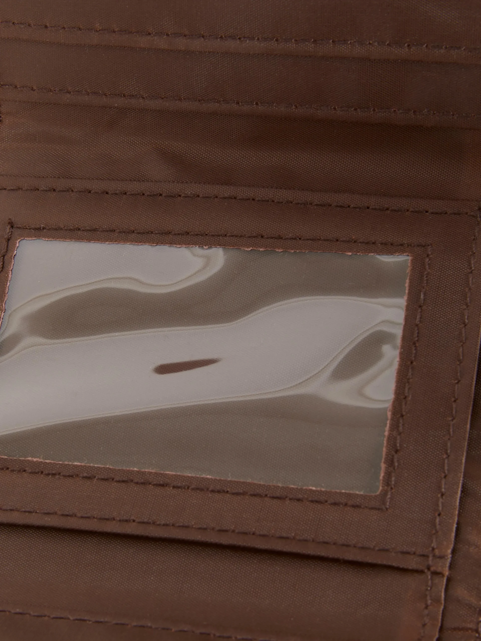 Middelgrote Portemonnee Met Kettingdetail