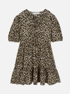 Mini-jurk Met Smokwerk Van Kreukelstof