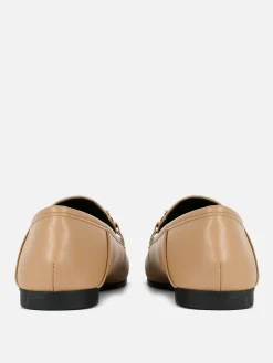 Nette Loafers Met Gespdetail