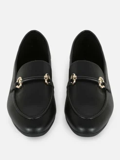 Nette Loafers Met Gespdetail
