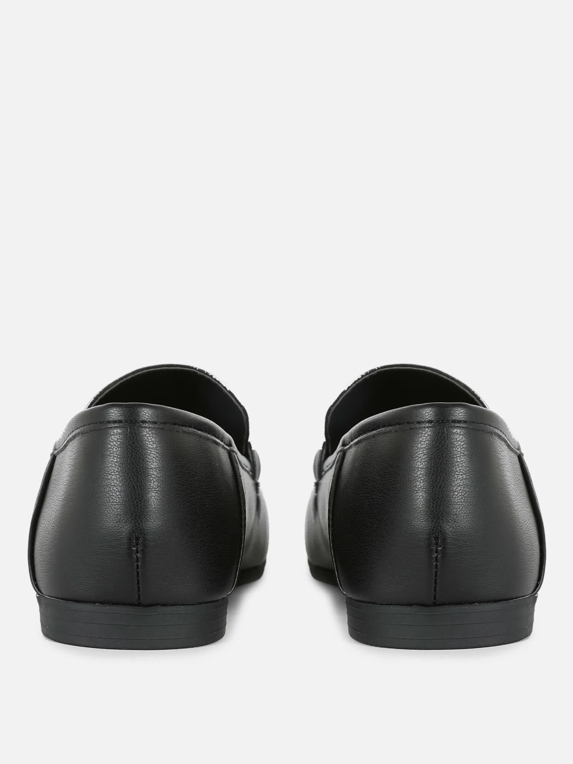 Nette Loafers Met Gespdetail