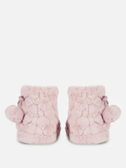 Pluizige Slofjes Met Pompons