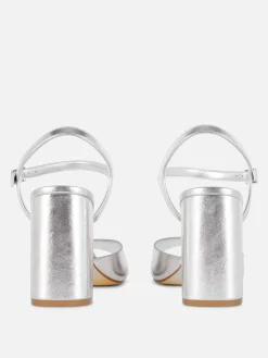 Pumps Met Brede Pasvorm, Blokhak En Bandjes
