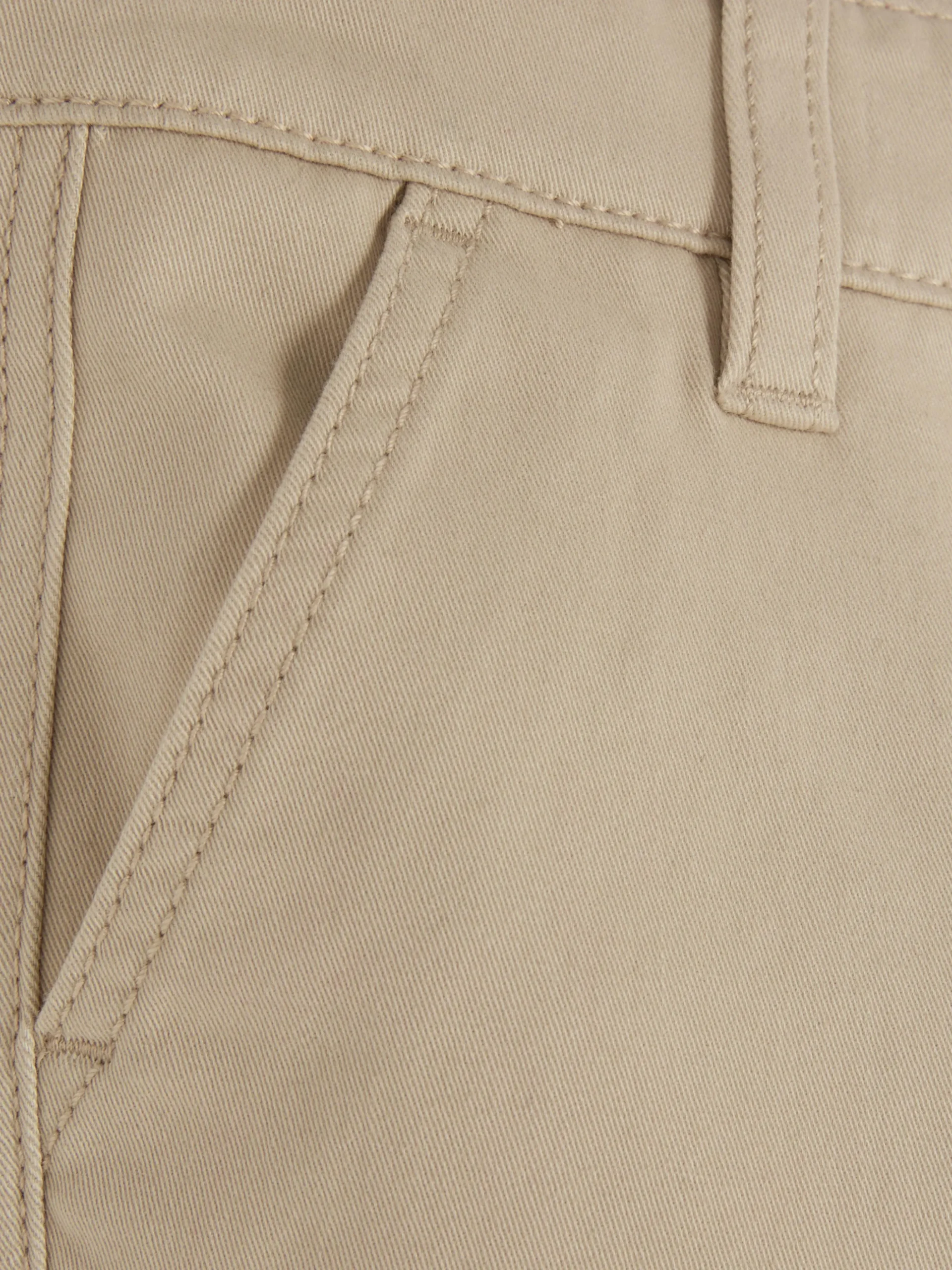 Regular Fit Chino