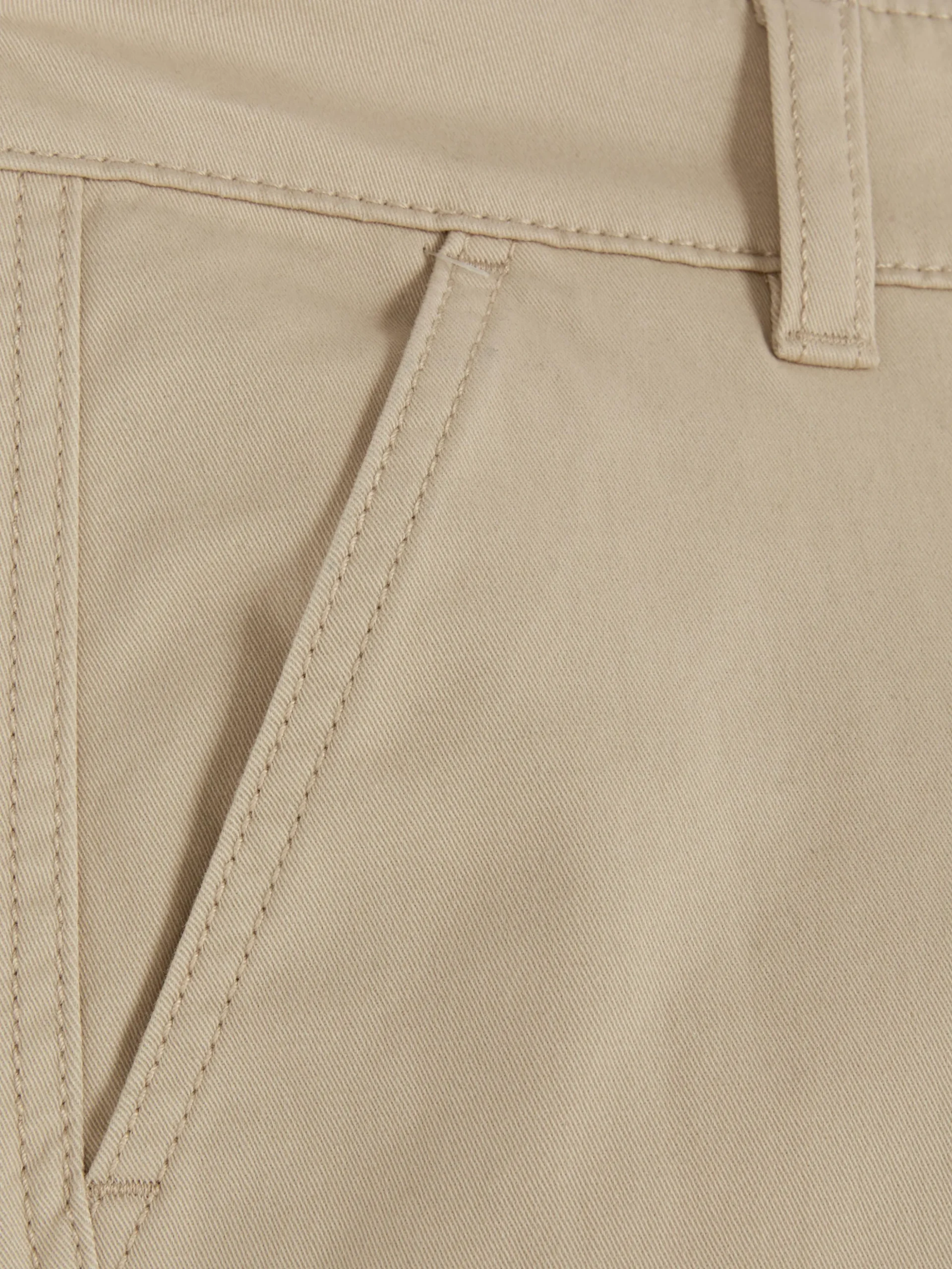 Regular Fit Chino