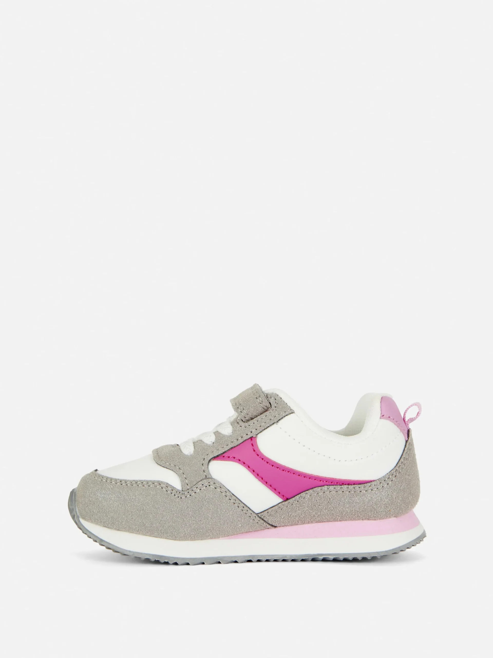Retrosneakers Met Inzetstukken