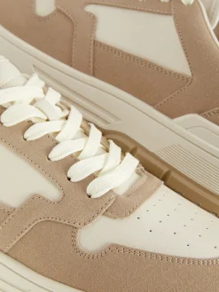 Robuuste Skatesneakers Met Inzetstukken
