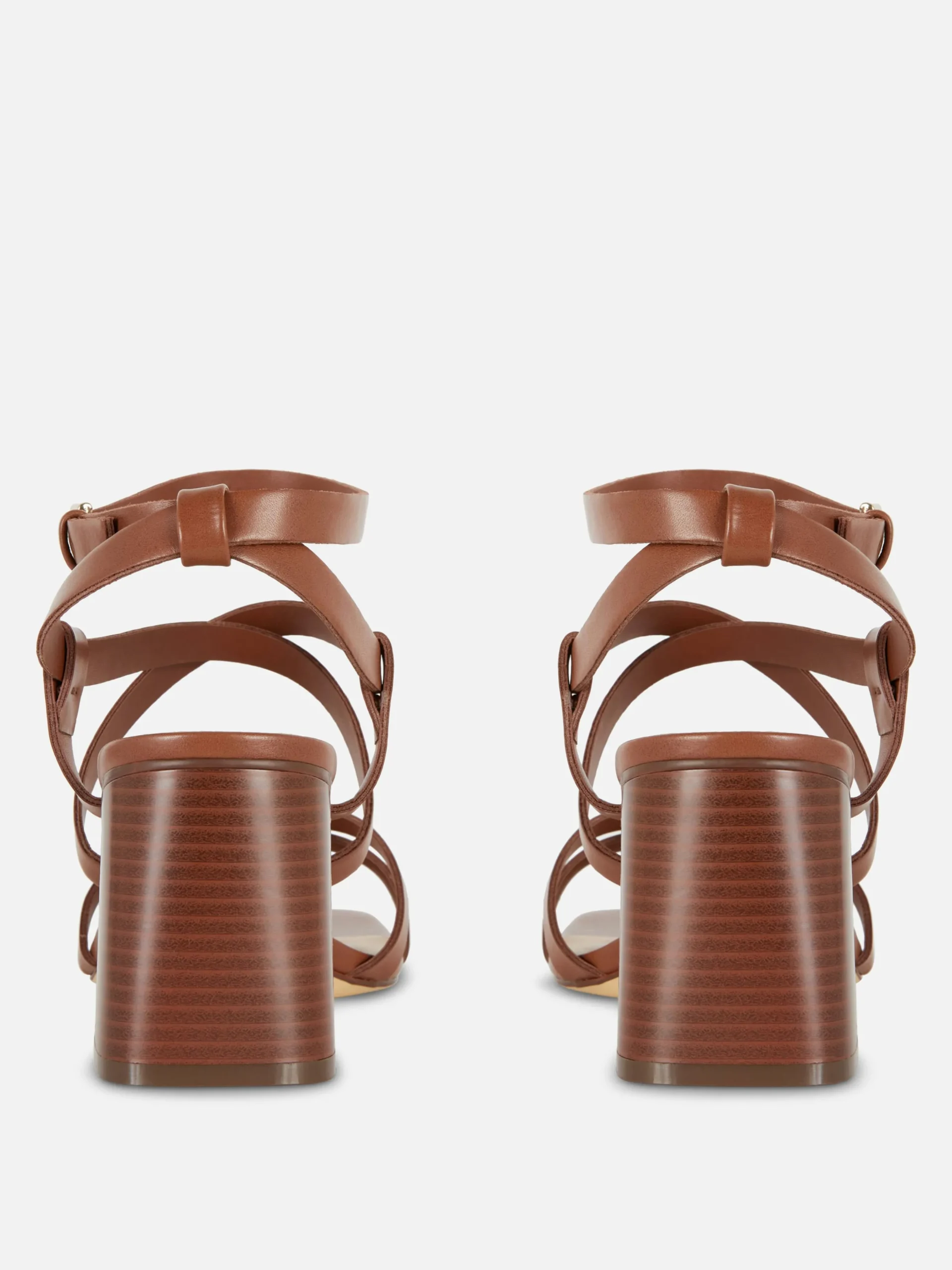 Sandalen Met Blokhak En Gekruiste Bandjes
