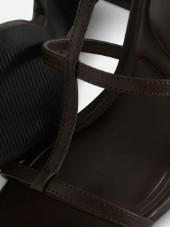 Sandalen Met T-bandje En Blokhak Rita Ora