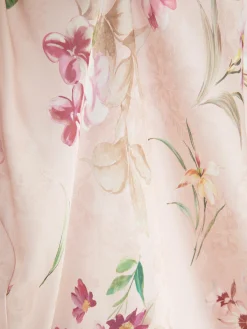 Satijnen Nachtjapon Met Bloemenprint