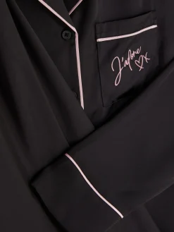 Satijnen Pyjama Met Lange Mouwen
