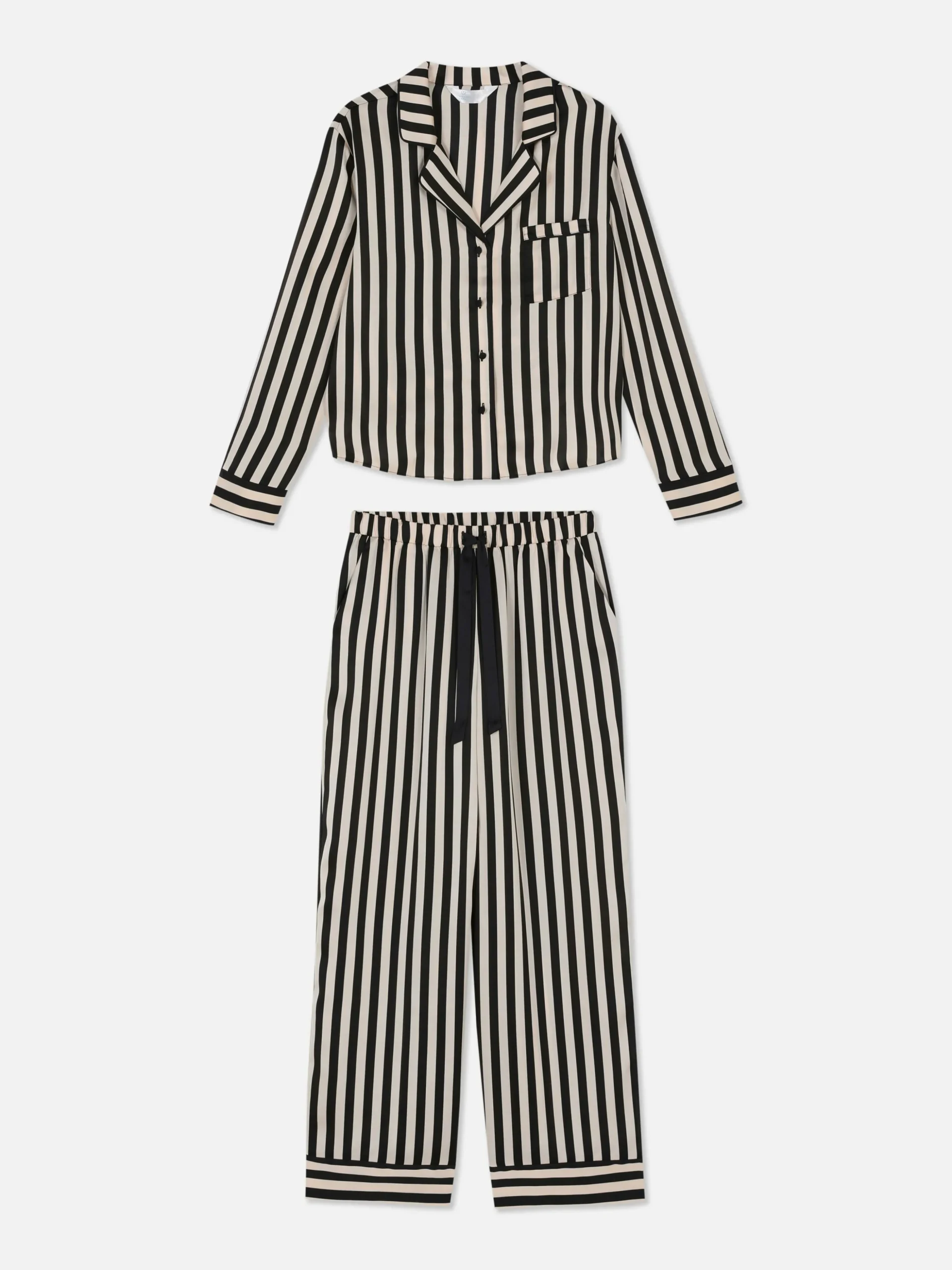 Satijnen Pyjama Met Lange Mouwen