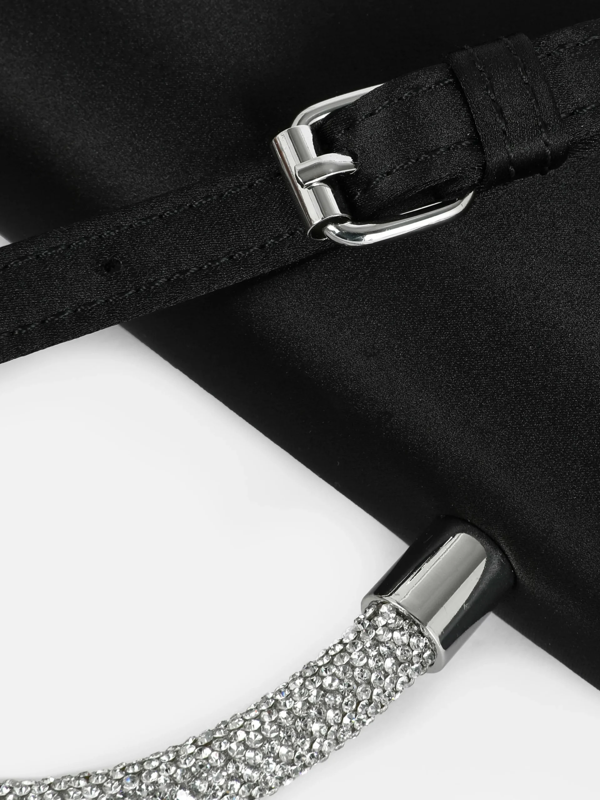 Satijnen Schoudertas Met Strass Op Handvat