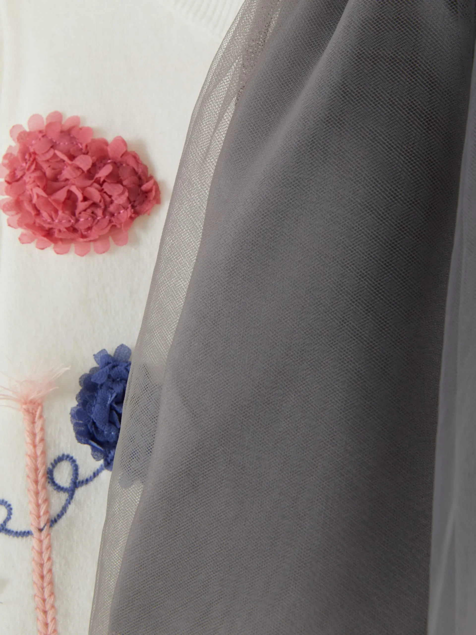 Set Met Gebreid Vest En Tutu