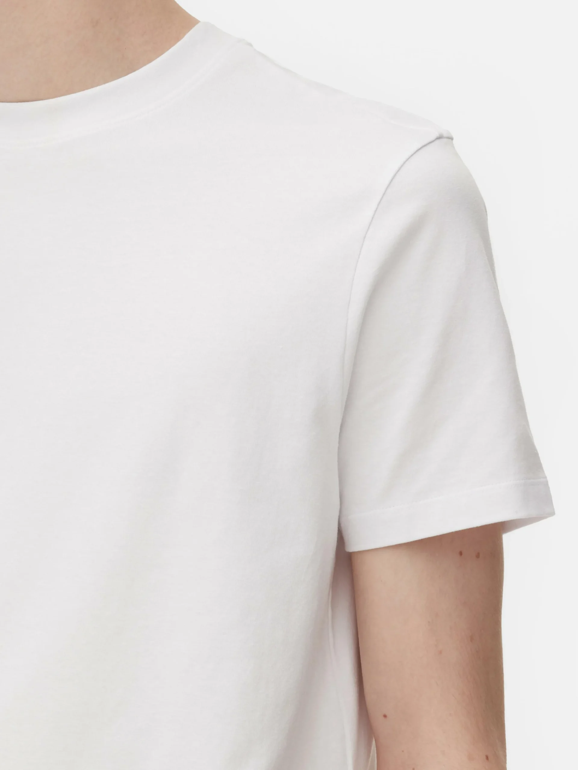 Slim-fit T-shirt