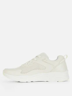 Sneakers Met Inzetstukken En Dikke Zool