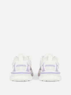 Sneakers Met Inzetstukken En Dikke Zool