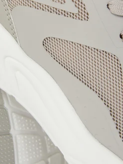 Sneakers Met Mesh En Dikke Zool