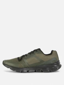Sneakers Met Veters