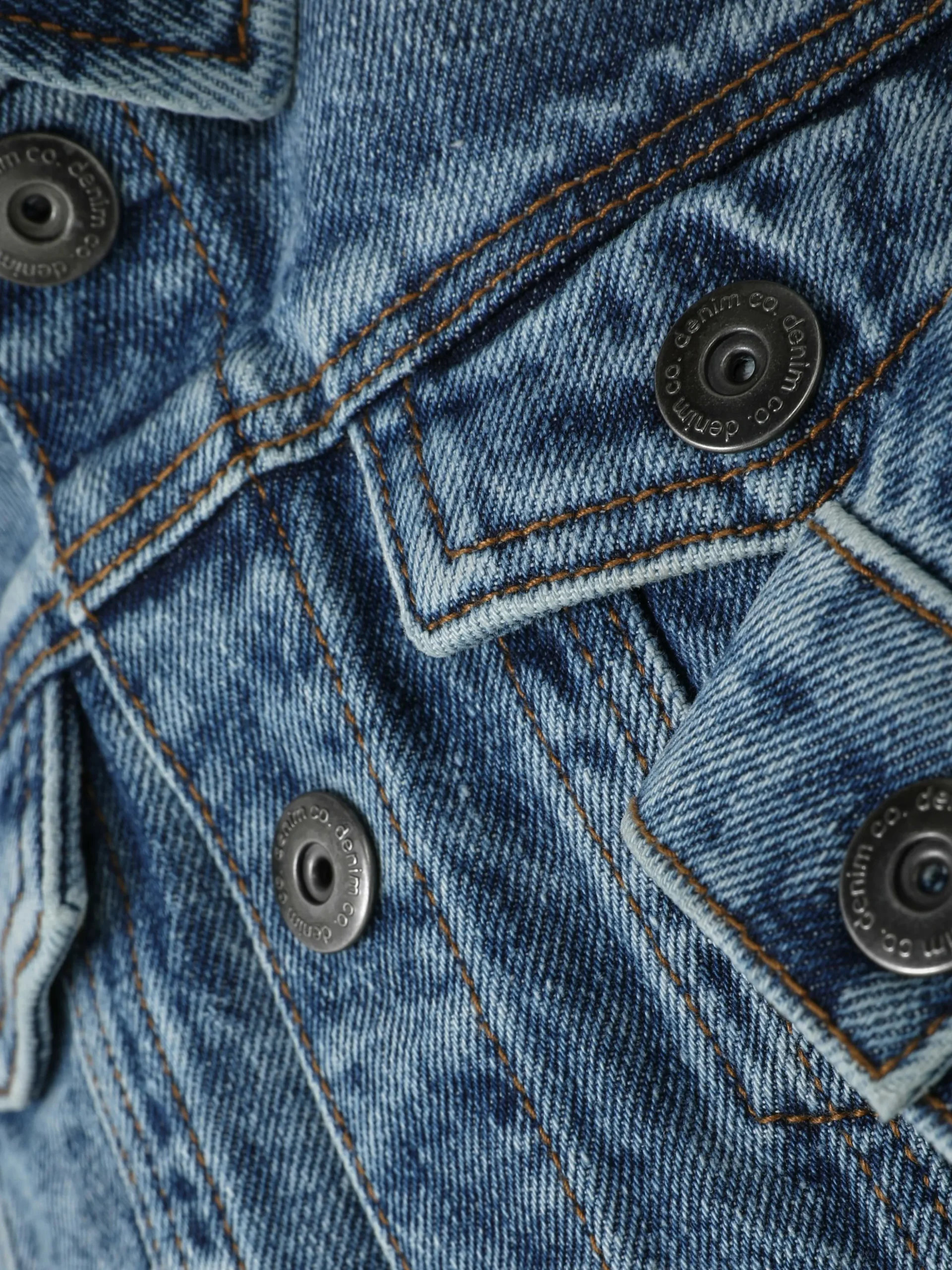 Spijkerjas Met Capuchon