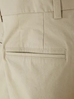 Stretch Chino Met Rechte Pijpen