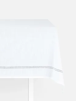 Tafelkleed Met Stiksels