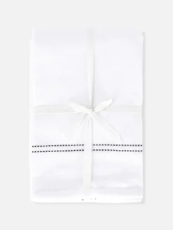 Tafelkleed Met Stiksels