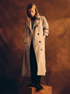 Trenchcoat The Edit
