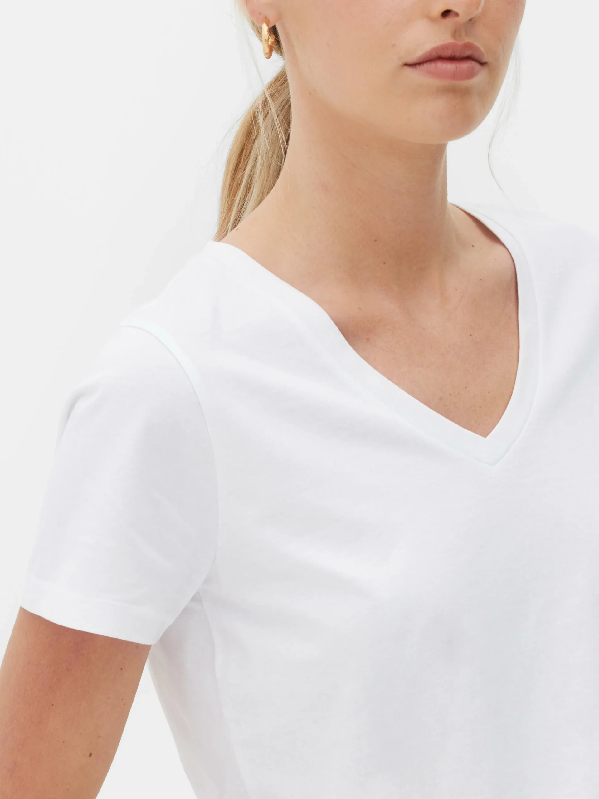 T-shirt Met V-hals En Korte Mouwen