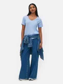 T-shirt Met V-hals En Korte Mouwen