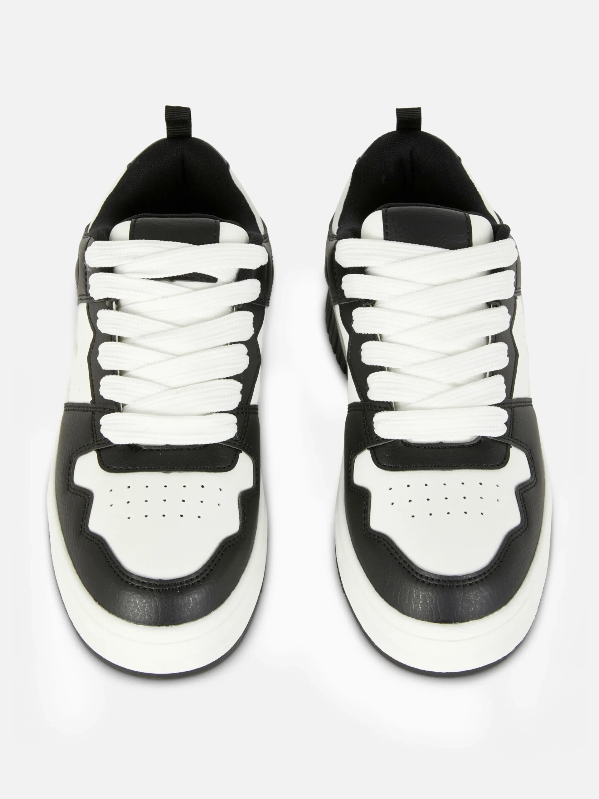 Vetersneakers Met Contrasterende Inzetstukken