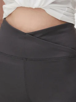 Yogalegging Met V-taille En Wijd Uitlopende Pijpen